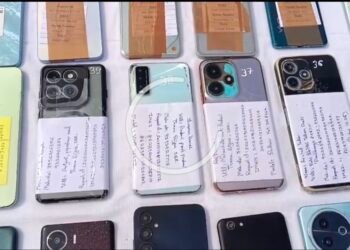 जनपद पुलिस को मिली बड़ी सफलता 101 एंड्रॉयड मोबाइल प्राप्त कर स्वामियों को सुपुर्द किया गया।