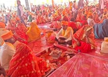 400जोड़ो ने लिए अग्नि के सात फेरे।