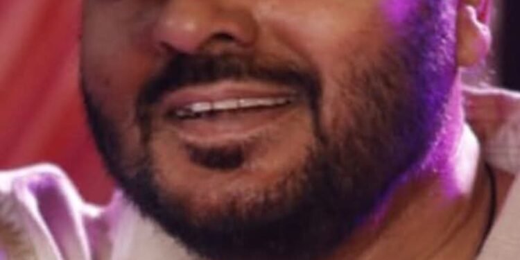 चोपन से लखनऊ त्रिवेणी एक्सप्रेस के रोमांचक सफर की कहानी।