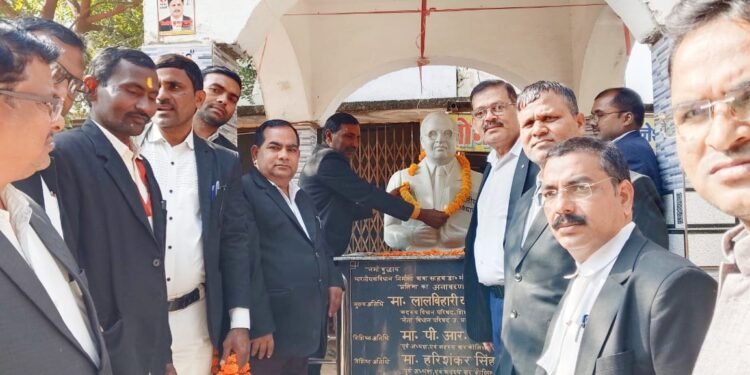 डॉ बी आर अंबेडकर जी समाज के अंतिम पायदान पर खड़े प्रत्येक व्यक्ति के अधिकारों, सम्मान और समता की ऐसी अटूट नींव रखी।