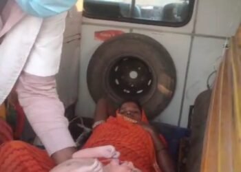 सोनभद्र से बड़ी खबर: 108 एंबुलेंस में हुई महिला की सुरक्षित डिलीवरी।