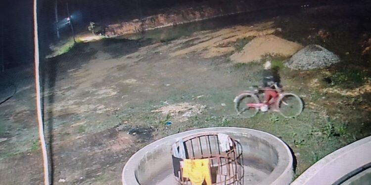 चोरों ने मछली हैचरी फार्म हाउस में किया चोरी।