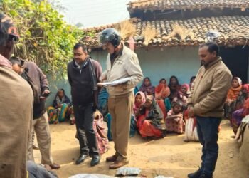 चारपाई पर सो रहे अधेड़ ब्यक्ति की आग की चपेट में आने से मौत।