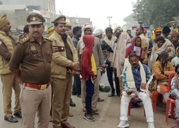 नुक्कड़ नाटक के माध्यम से आमजन मानस को 112 की उपलब्धिओ को बताया गया।