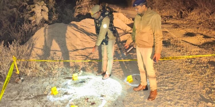 दुष्कर्म के आरोपियों से मुठभेड़, एक के पैर में लगी गोली दो गिरफ्तार।