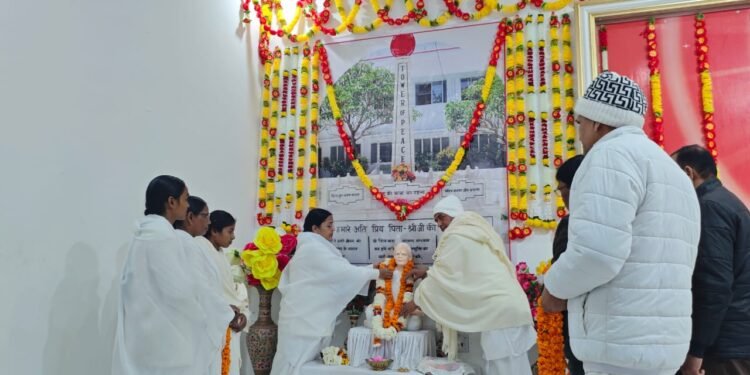 आधुनिक युग के सांस्कृतिक उत्कर्ष के महानायक पिताश्री ब्रह्मा बाबा का अव्यक्त आरोहण दिवस मनाया गया।