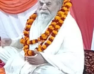 विराट रूद्र महायज्ञ के छठवें दिन यज्ञ मंडप की परिक्रमा को श्रद्धालुओं की उमड़ी भीड़।