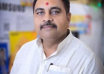 यूपी 64 की प्राइवेट गाड़ियों का टोल मुक्त हो: डॉक्टर धर्मवीर तिवारी।।