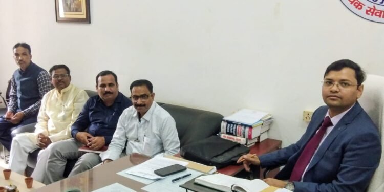 मेगा शिविर : पात्रों का चयन कर लाभार्थियों का करें पंजीकरण-प्राधिकरण सचिव राहुल ।