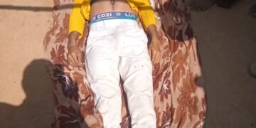 घर के बारेड़ पर 30 बर्षीय युवक ने लगाई फांसी।