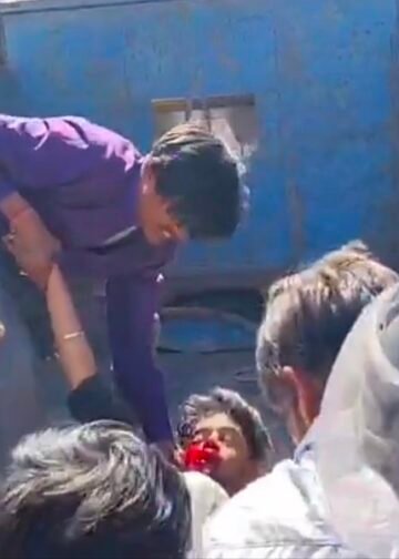 दुर्घटना में बाइक पर सवार एक युवक की मौके पर मौत, दो युवक घायल।