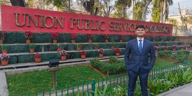 बीजपुर के सौरभ गुप्ता ने यूपीएससी में सफलता प्राप्त कर बढ़ाया क्षेत्र का मान ।।