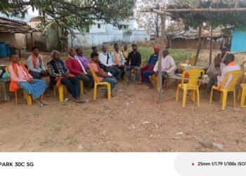 2026 की जनगणना में आदिवासी धर्म कॉलम शामिल करने की मांग तेज।