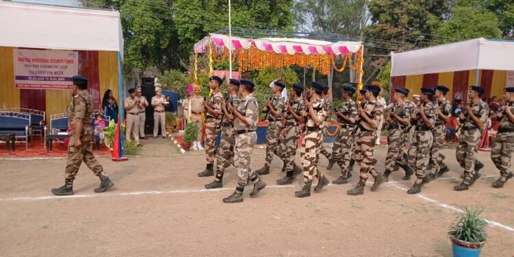 सीआईएसएफ रिहन्द में धूमधाम से मनाया गया 57वां स्थापना दिवस, भव्य परेड व देशभक्ति कार्यक्रमों ने मोहा मन ।।