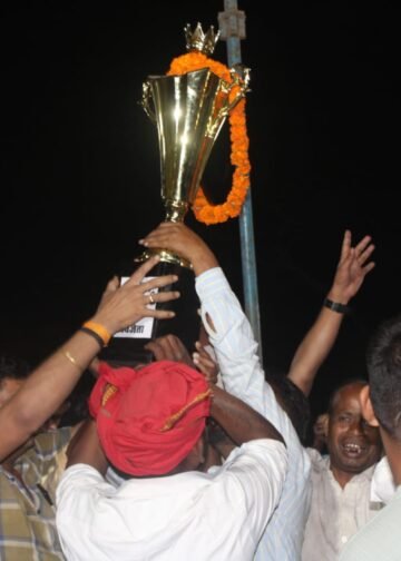 दो दिवसीय वॉलीबॉल महाकुंभ का भव्य समापन ।