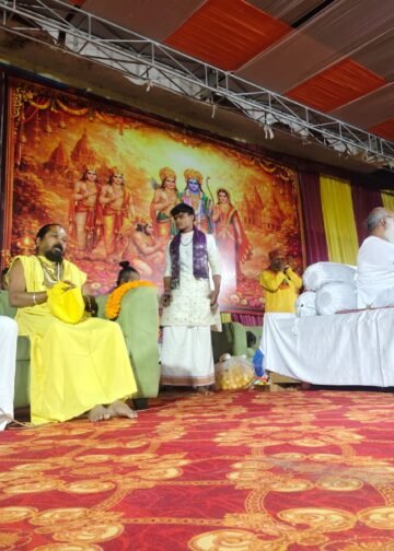 भेष बदलकर भगवान भोलेनाथ ने किए बालक राम के दर्शन भजनों पर झूमे भक्त।