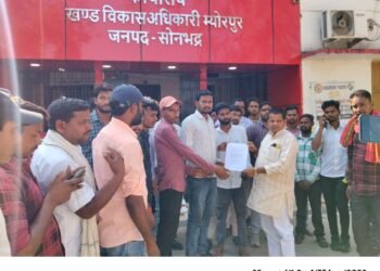 नेमना कम्पोजिट विद्यालय में बच्चों का विदाई एंव प्रतिभा समान समारोह का आयोजित।