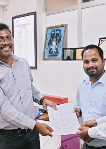 एनटीपीसी के फैसले पर भड़की जनता, UPPCL थोपने के विरोध में सौंपा ज्ञापन ।