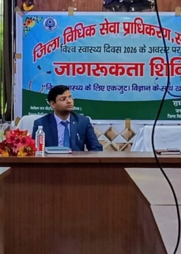 विश्व स्वास्थ्य दिवस पर मंगलवार को जनपद के सभी ब्लाकों, तहसीलों और स्वास्थ्य केन्द्रों पर जागरुकता और सामुदायिकता की बयार वही।
