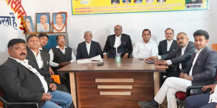 डिस्ट्रिक्ट बार एसोसिएशन सोनभद्र द्वारा डा0 भीमराव अम्बेडकर जी की जयंती धूमधाम से मनाया जायेगा !