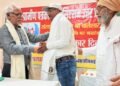 ओबरा में पत्रकारों ने मनाई ग्रापए पत्रकारिता दिवस, बालेश्वर पुण्यतिथि ।