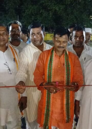 राजा बरियार शाह नाइट क्रिकेट टूर्नामेंट का भव्य शुभारंभ।